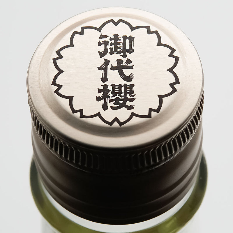 Miyozakura Umakara Pure Rice Sake Moon Panda☆ 720ml/1800ml