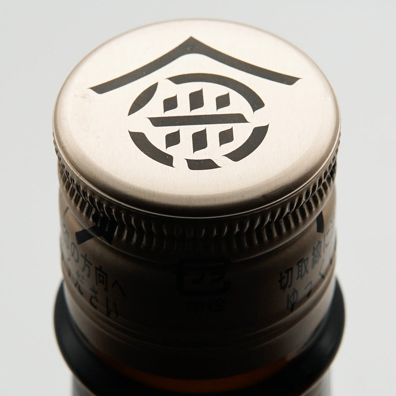 Kamo Kinshu Junmaishu Gentle warm sake. 1800ml