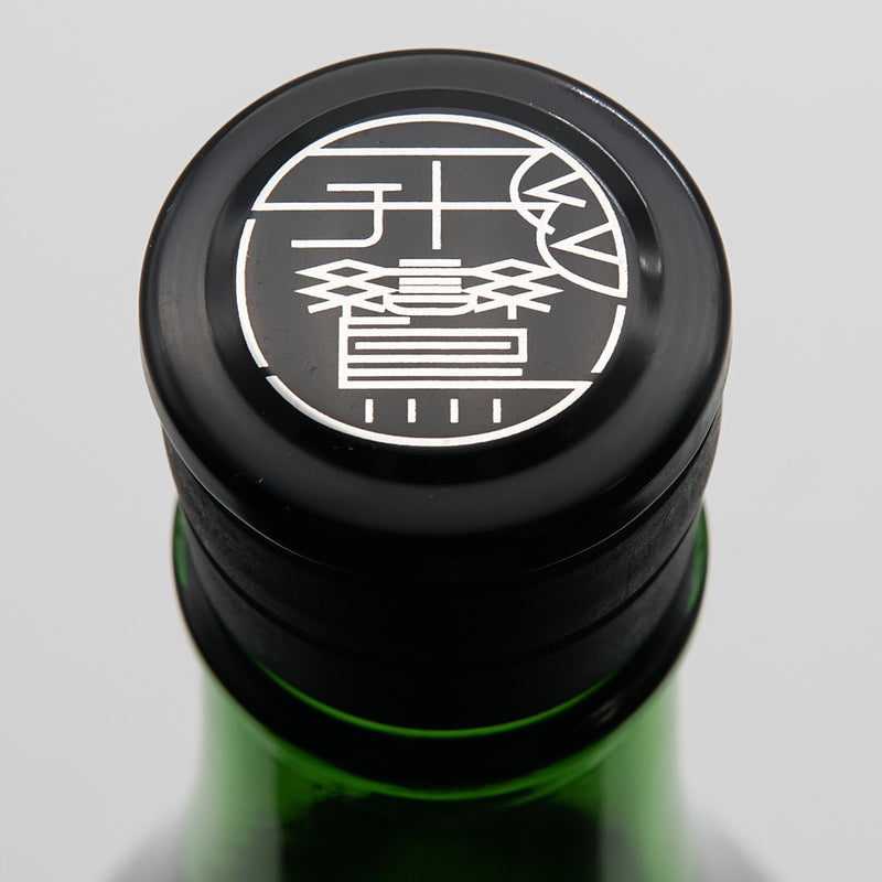 Hiran Cedar Pure Rice Barrel Sake 720ml
