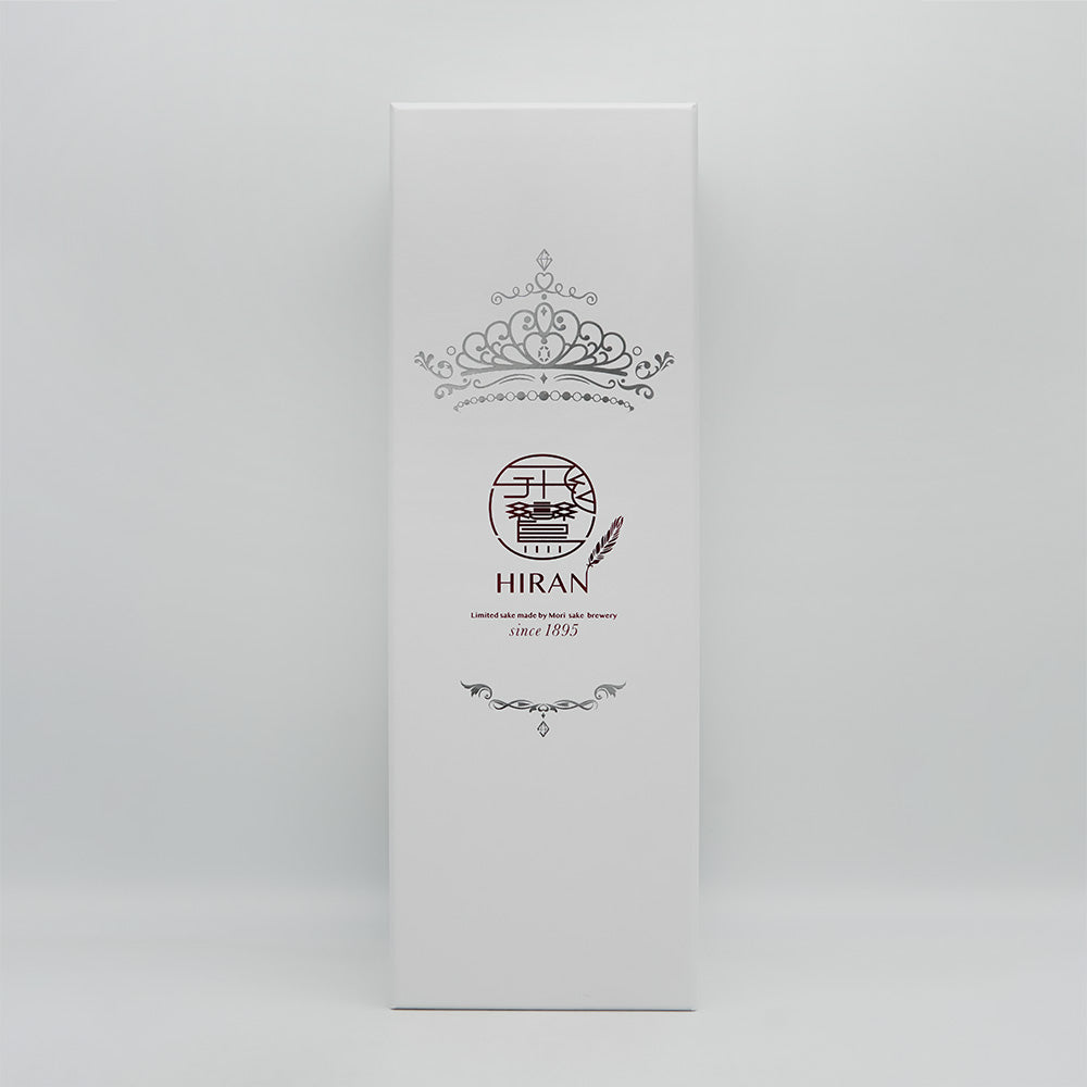 HIRAN(ひらん) にこまる Queen Regal Editionの化粧箱