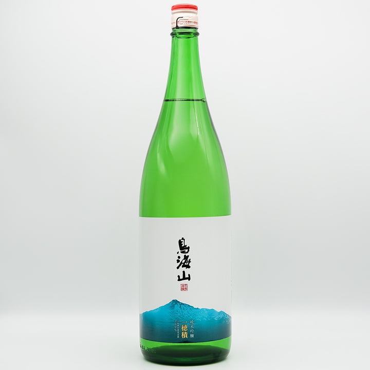 鳥海山(ちょうかいさん) 純米吟醸 一穂積の全体像