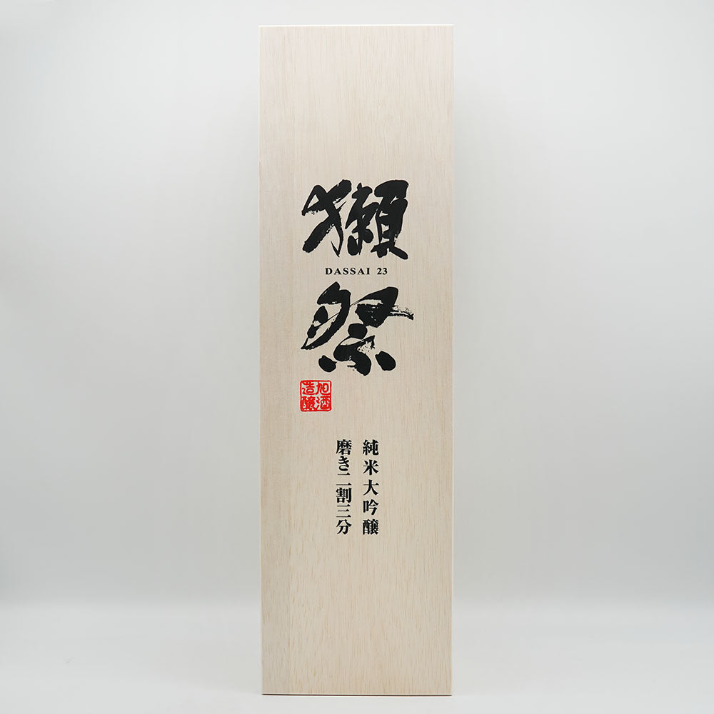 獺祭 だっさい　磨き二割三分　純米大吟醸　1800mℓ　木箱入り 獺祭 純米大吟醸 磨き二割三分 木箱入り 1.8L | 獺祭（株式会社