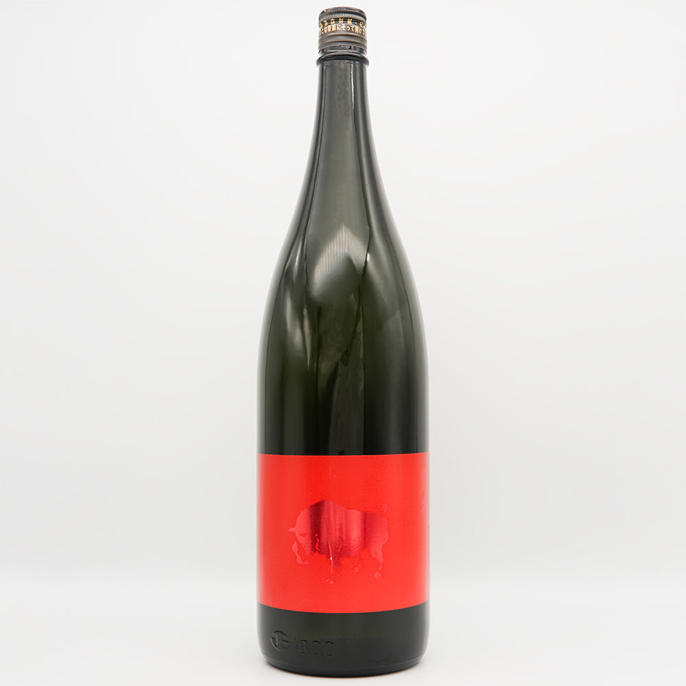 黒牛(くろうし) 純米酒 雄町70の全体像