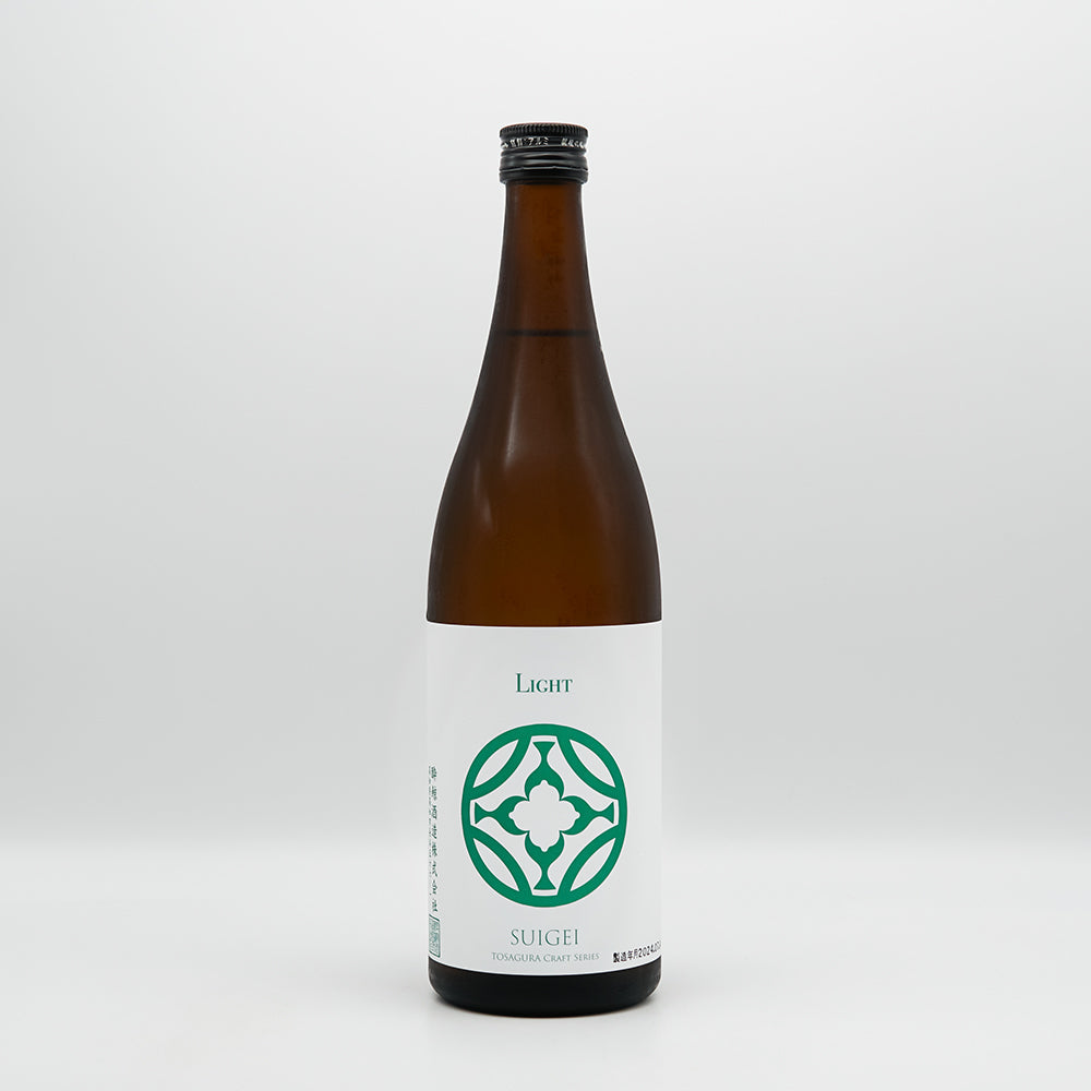 酔鯨(すいげい) TOSAGURA Craft Series 蒼 Light 純米吟醸酒の全体像