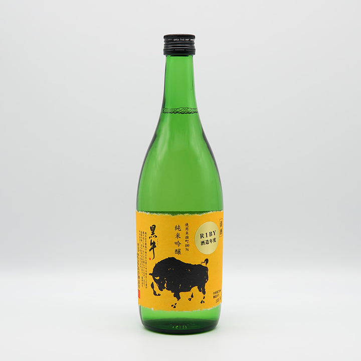黒牛(くろうし) 純米吟醸 雄町 720ml