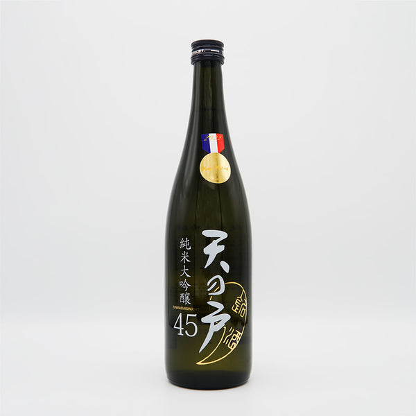 天の戸 純米大吟醸 百田仕込み 720ml 専用箱付 DSC09361_600x600.jpg?v=1660032113